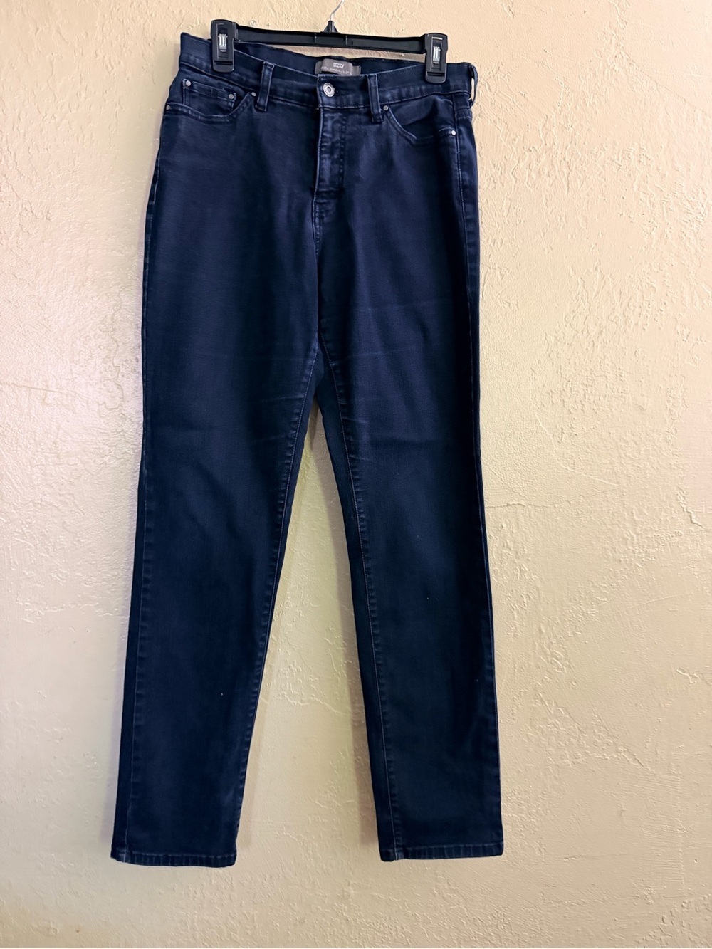Levi's Women's Slim Straight Jeans in Dark Blue